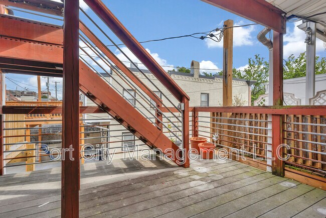 Building Photo - 2624 Fait Ave