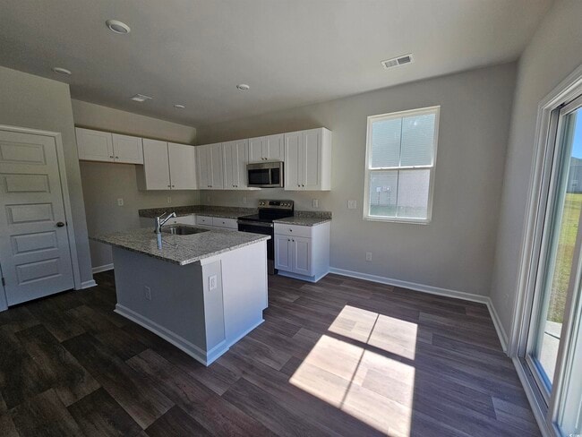 Building Photo - 760 Sturdy Root Pl