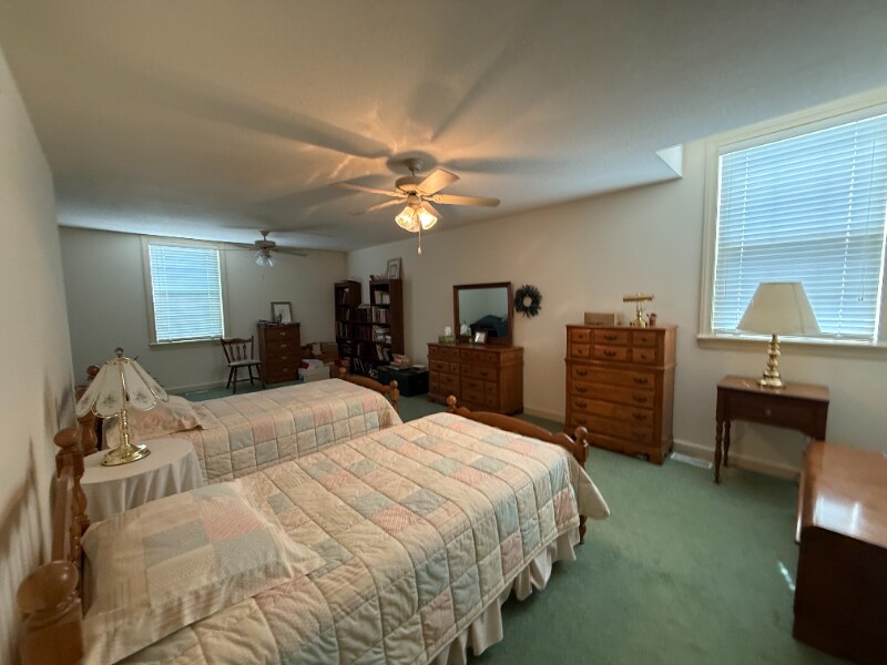 Building Photo - 206 Blue Sky Ct