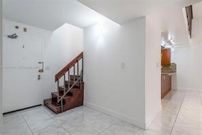 Building Photo - 20879 W Country Club Dr