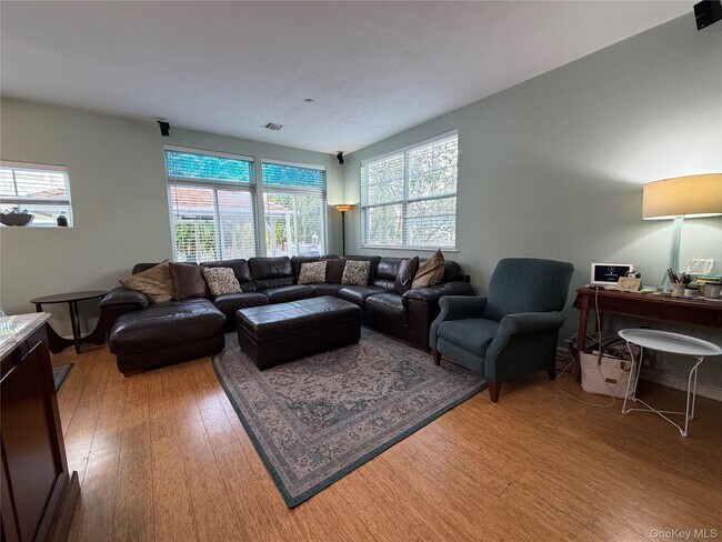 Building Photo - 2-15 Beach Breeze Ln