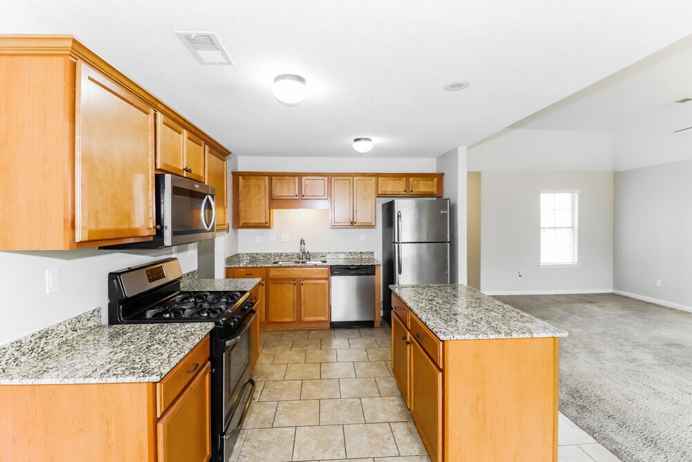 Building Photo - 45 Willow Springs Ln
