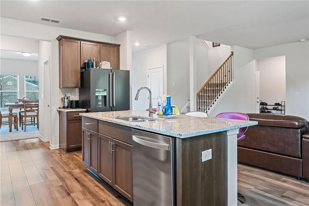 Building Photo - 5911 Green Ash Ct