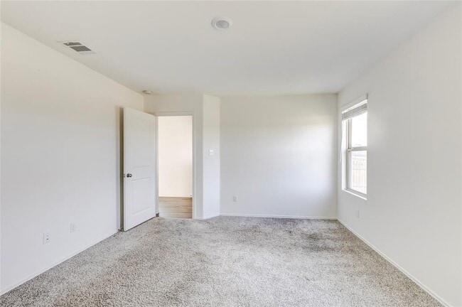 Building Photo - 545 Greatest Gift Wy