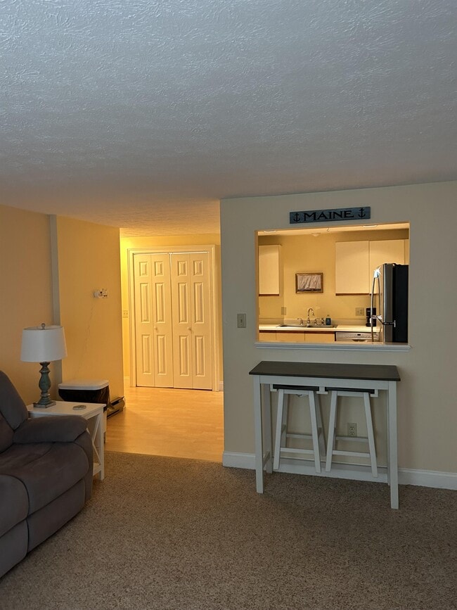 Building Photo - 34 Ocean Park Rd