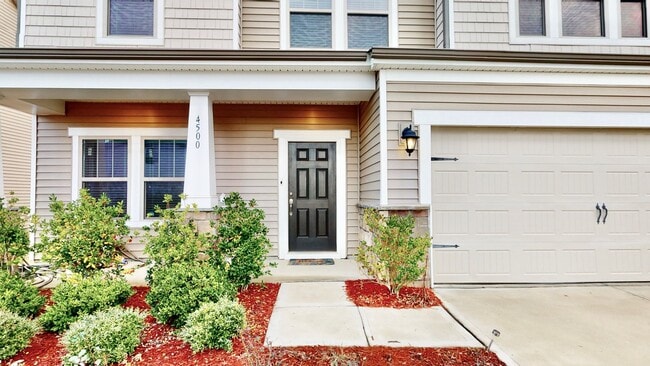 Building Photo - 4500 Collingham Dr