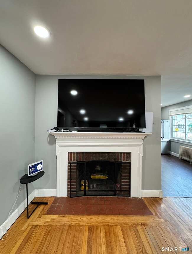 Building Photo - 103 Wyoming St