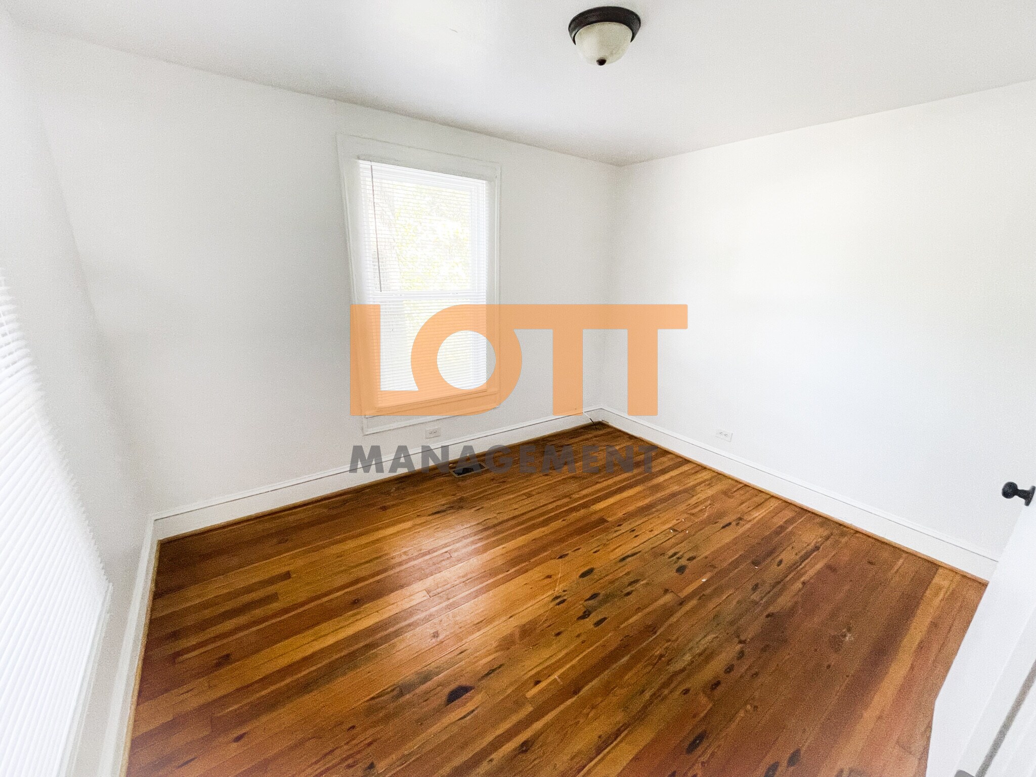 Building Photo - 6 Pelzer St