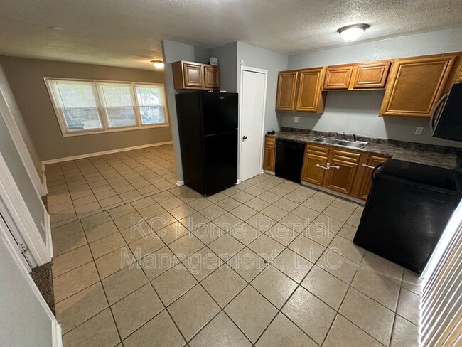 Building Photo - 11411 Bristol Terrace