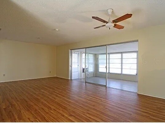 Building Photo - 786 Colony Ln