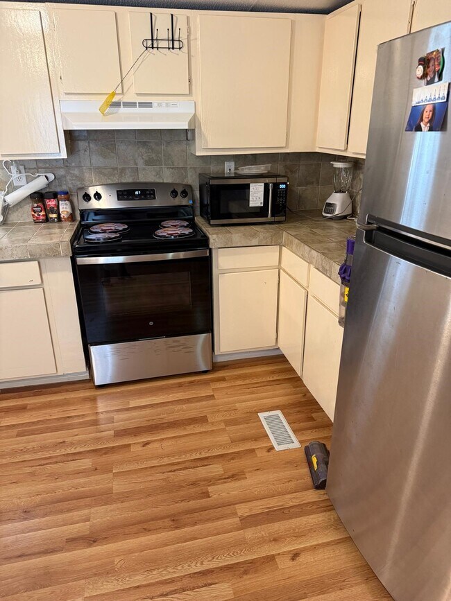 Building Photo - 14493 Enchanted Waters Dr