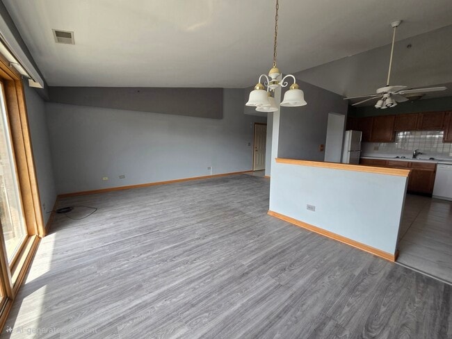 Building Photo - 1028 Ashley Ct N