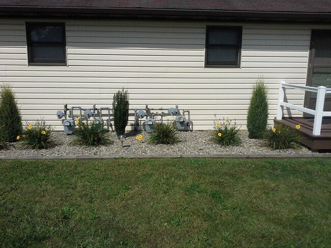 Building Photo - 119 Valley View Dr