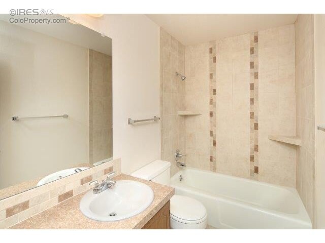 Building Photo - 1203 Kirkwood Dr