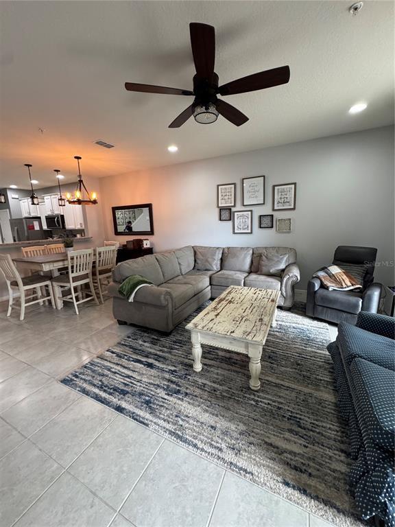 Building Photo - 1148 Pavia Dr