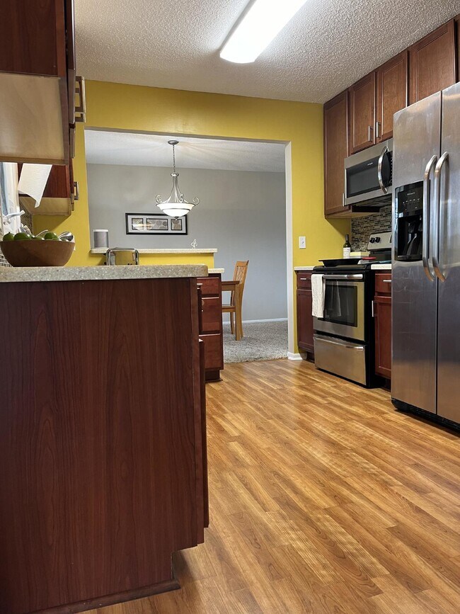 Building Photo - Gorgeous 4-Bed Home with Finished Basement...