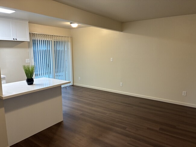 Building Photo - 1803 Brewer Way