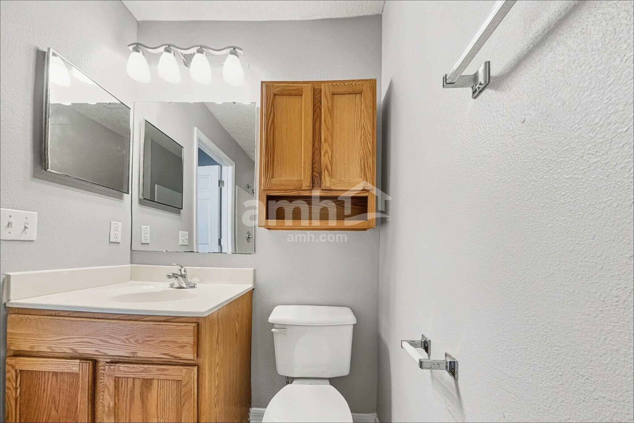 Building Photo - 153 Timbercreek Pines Cir