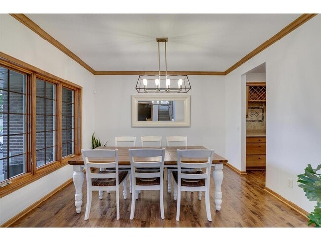 Building Photo - 645 Ramsey Cir