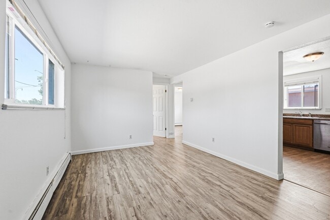 Building Photo - 4330 W 72nd Ave
