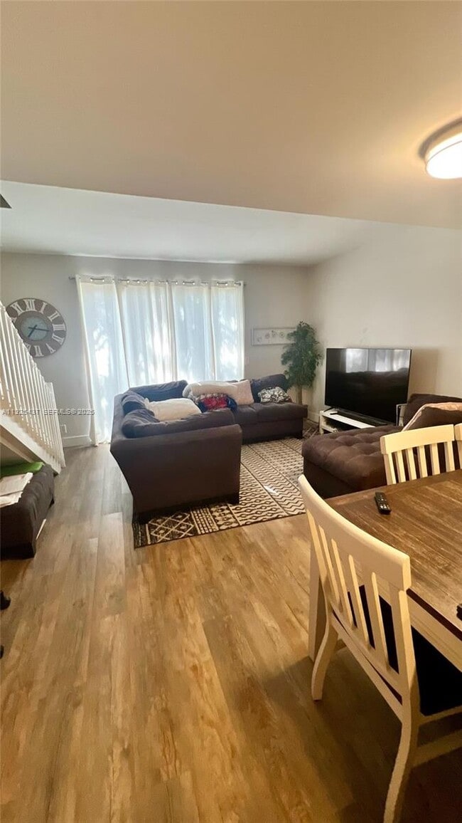 Building Photo - 1436 Barcelona Way