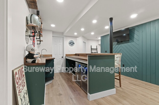 Building Photo - 13 Grist Mill Ct