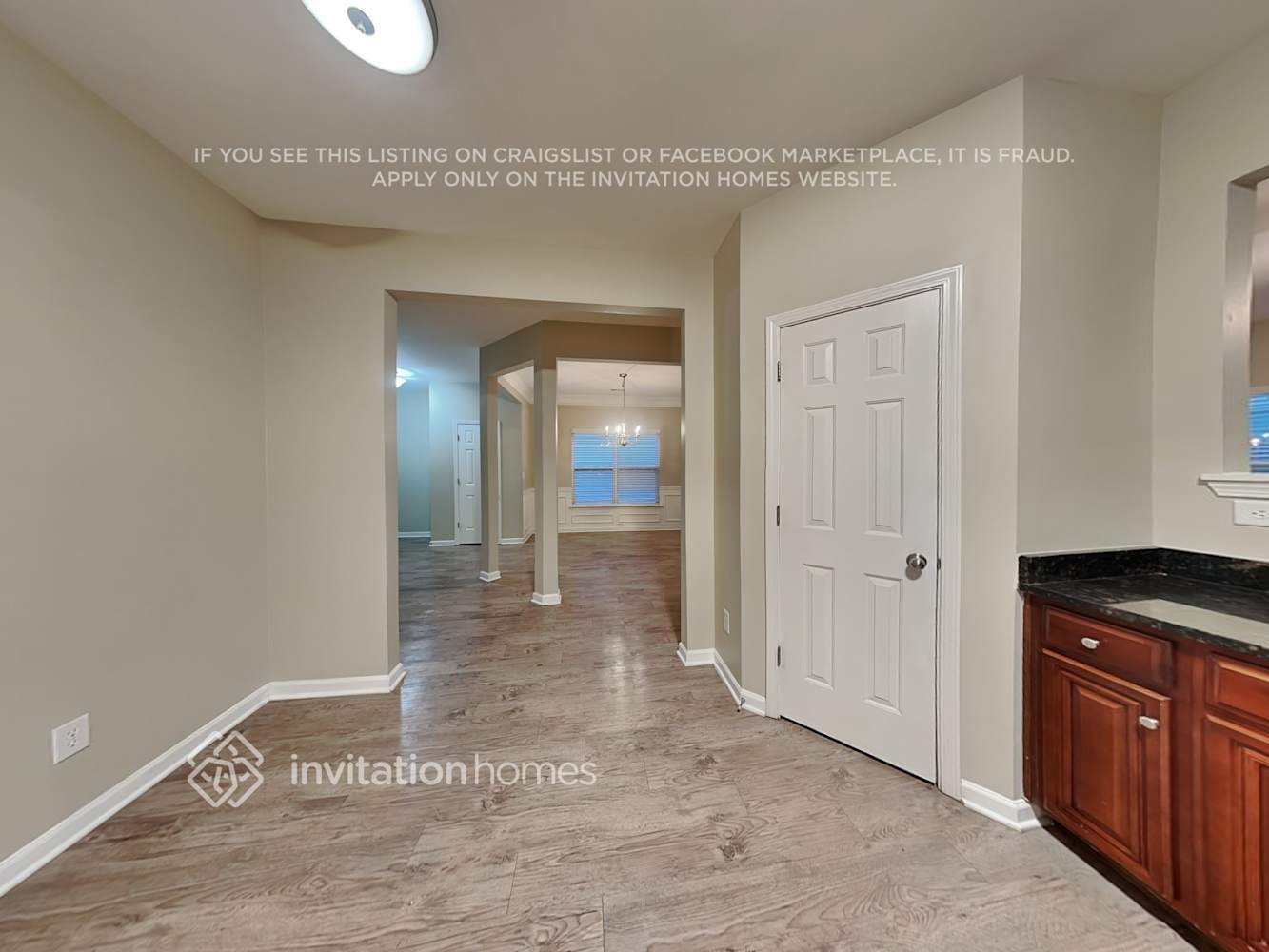 Building Photo - 4245 Arch Pass