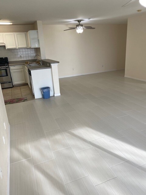 Building Photo - 7618 Pissarro Dr