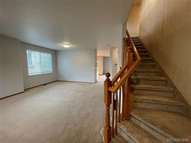 Building Photo - 2284 Dogwood Cir