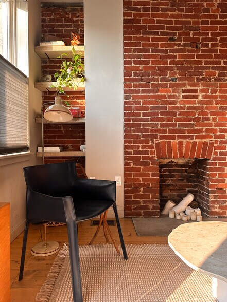 Building Photo - 3345 Ligonier St