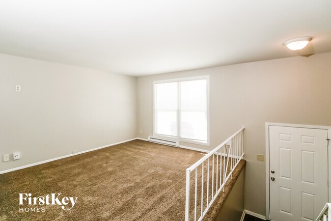 Building Photo - 3820 N Lawndale Ave