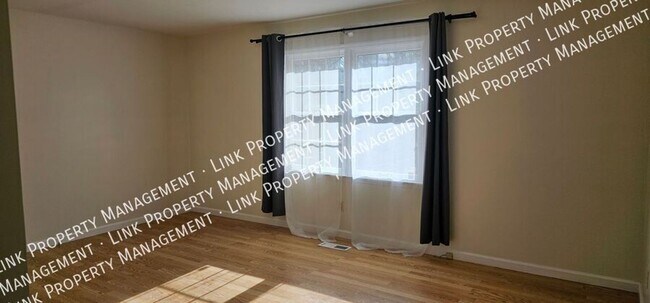 Building Photo - 9328 Berkshire Cir