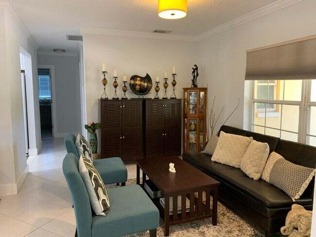 Building Photo - 3230 Aqua Vista Dr