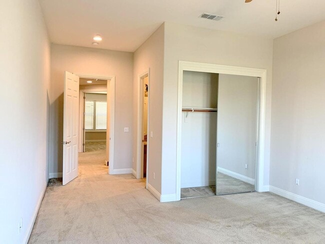 Building Photo - Luxurious & Sought After Home In The Bucolic Hills Of Gated Norris Canyon Estates !