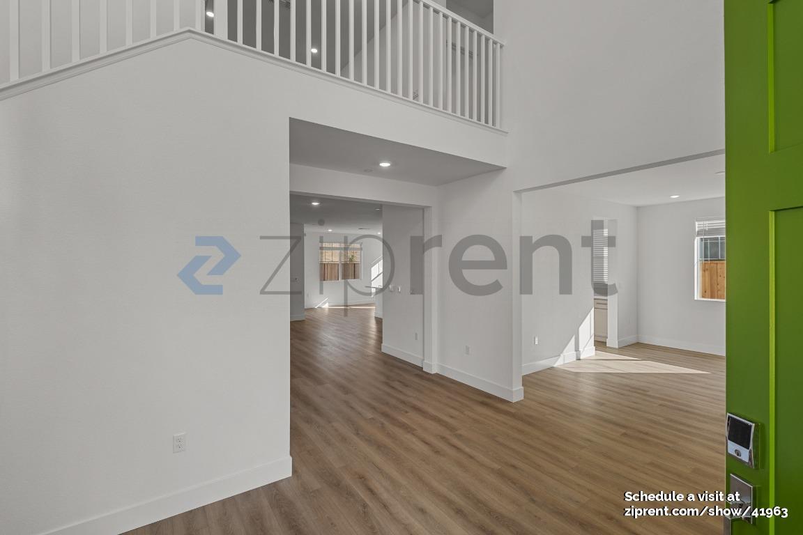 Building Photo - 7813 Lamplight Ct