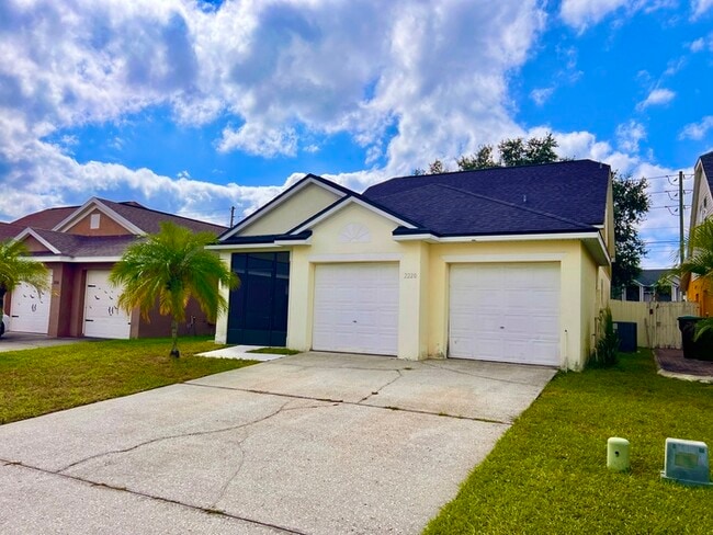 Building Photo - PRICE REDUCED!! Beautifully Updated 4 bed ...