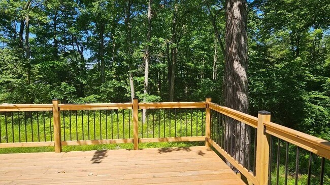 Building Photo - 5671 NY-9H