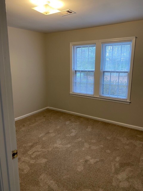 Building Photo - 1313 E Lydia Hwy