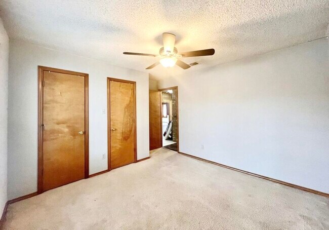 Building Photo - 2205 93rd Pl