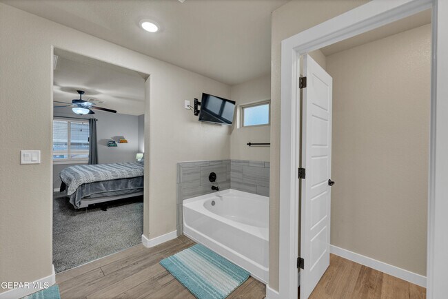 Building Photo - 14953 Willie Worsley Ave