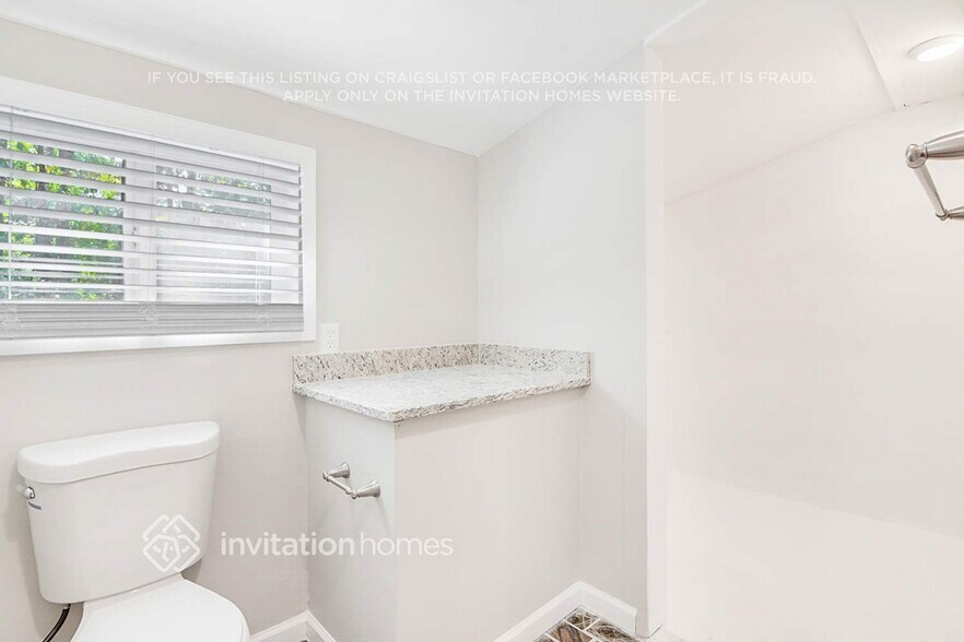 Building Photo - 1312 Clermont Rd