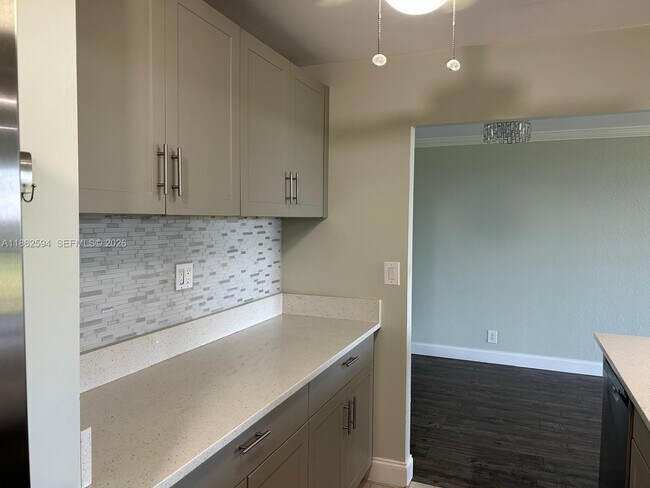 Building Photo - 3821 Environ Blvd