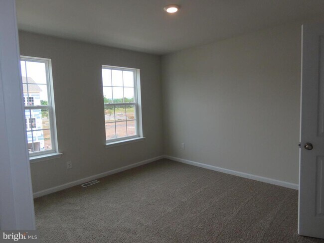 Building Photo - 3080 Martha Wy
