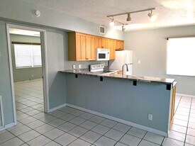 Kitchen - 1225 SW 4th Ct