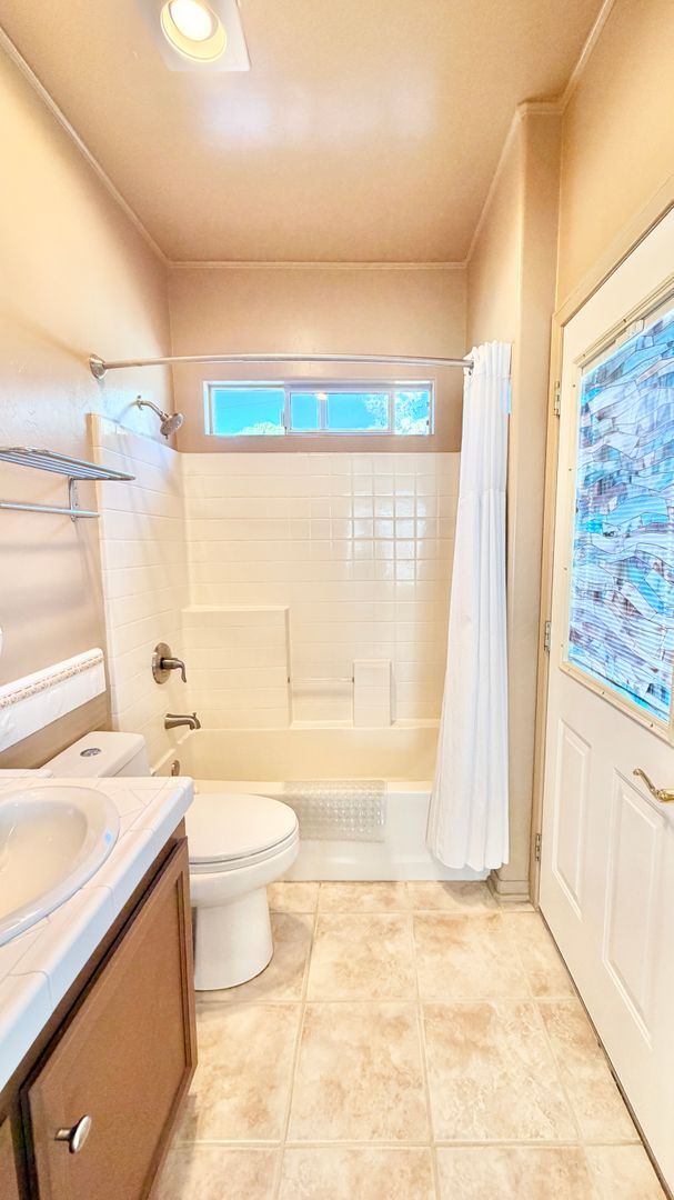 Building Photo - Darling Stand Alone & Detached Open Studio Layout Guest Home unit on Private Country Property in ...