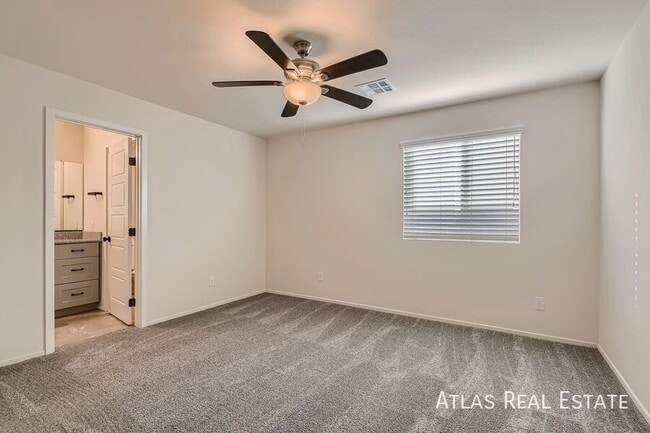 Building Photo - 4452 Sapphire Moon Ave