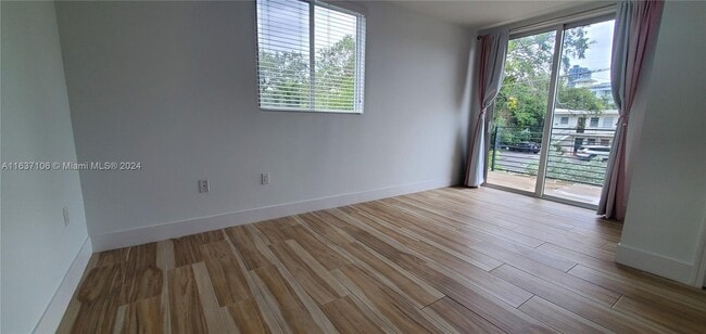 Building Photo - 3620 Thomas Ave