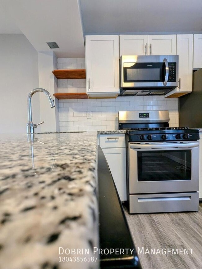 Building Photo - 1703 Colorado Ave