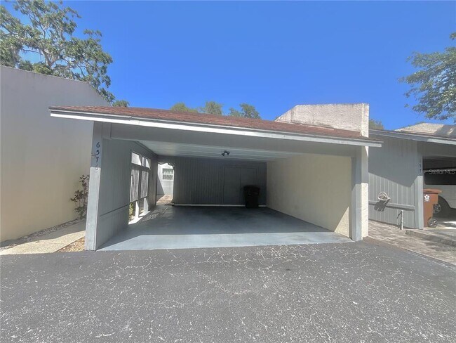 Building Photo - 6576 Sweetbriar Ln