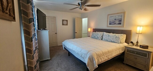 Building Photo - 1117 Fawn Drive – Townhome in Surfside, Long Term Rental!